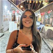 Sono disponibile per babysitter e aiuto compiti, anche ripetizioni in base alla materia